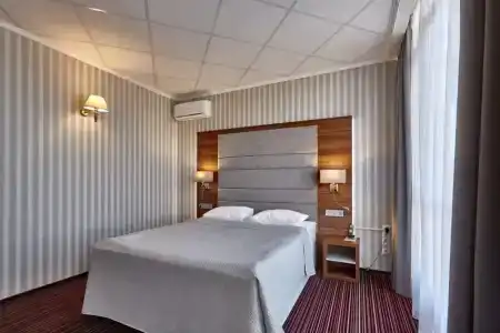 Bogemia on Vavilova Street - 84