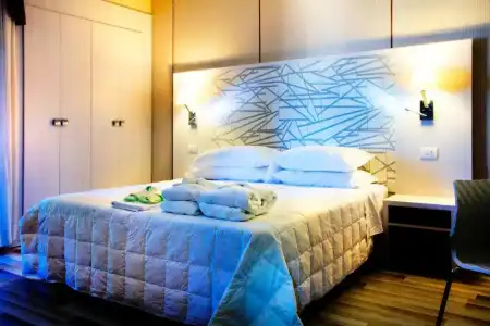 Grand Terme - 8
