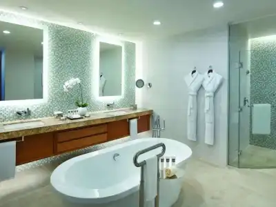 Swissôtel Al Ghurair - 21