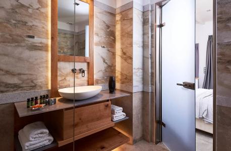 EmGard Suites - 108