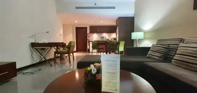 Phoenix Plaza Apartments - 38