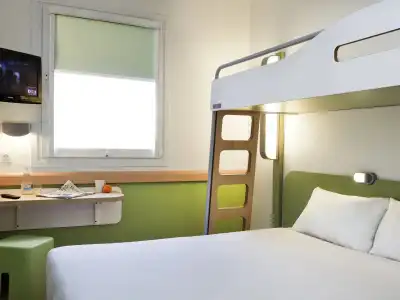 Ibis Budget Málaga Centro - 20