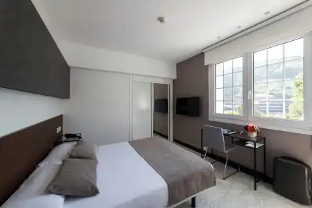 Avenida - 45
