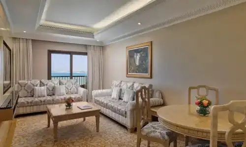 DoubleTree by Hilton Resort & Spa Marjan Island - 75