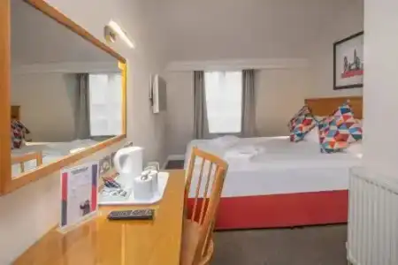 Queensway Sure Collection By Best Western - 45