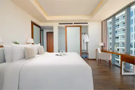 A La Carte Da Nang Beach - 62