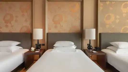 Eastin Grand Sathorn - 32