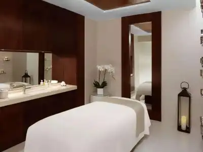 Pullman Dubai Creek City Centre - 10
