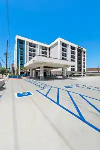 Hampton Inn by Hilton Los Angeles Airport - 5
