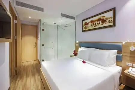 Adora Mira - 10