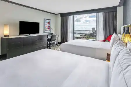 Hilton Miami Downtown - 6
