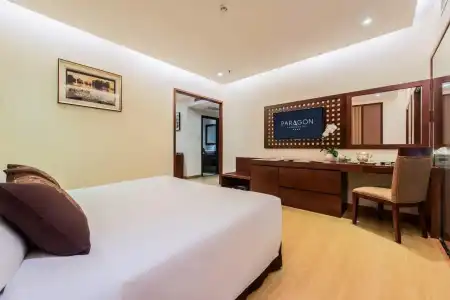 Paragon Saigon - 100