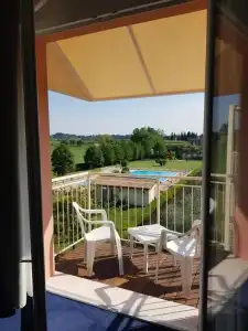 Bella Lazise - 37