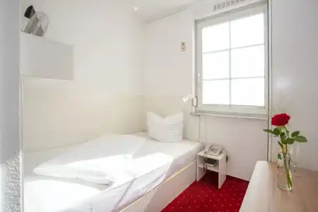 Relax & SPA Stuttgart - 37