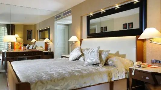 Elegances International - 71