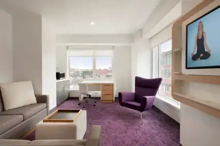 YOTEL Boston - 84