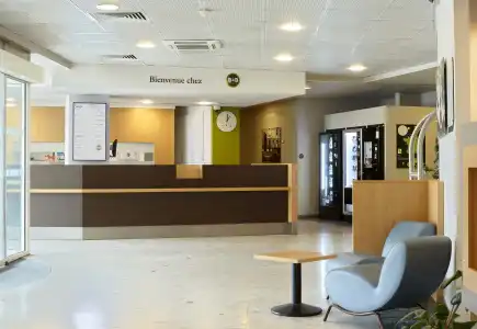 B&B Paris Roissy CDG Aéroport - 1