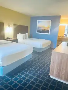 Baymont by Wyndham Orlando North Millenia - 35