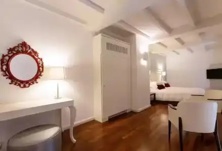 Palazzo Caracciolo Naples - 80