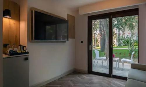DoubleTree by Hilton Bodrum Isil Club Ultra All Inclusive Resort - 58