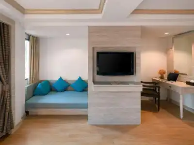 Novotel Phuket Resort - 11