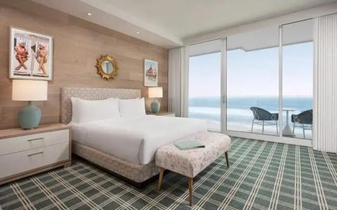 del Coronado, Curio Collection by Hilton - 154