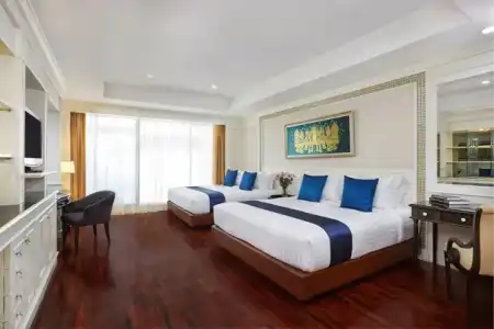 Centre Point Plus Silom - 52