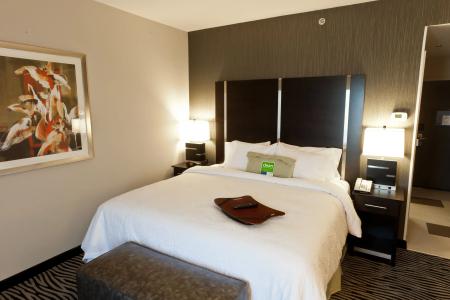 Hampton Inn & Suites Tulsa/Central - 34