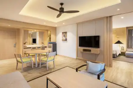 Le Meridien Khao Lak Resort & Spa - 72