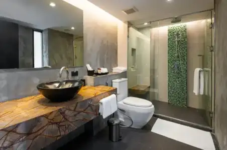 RakYim Siam Sukhumvit 15 - 86