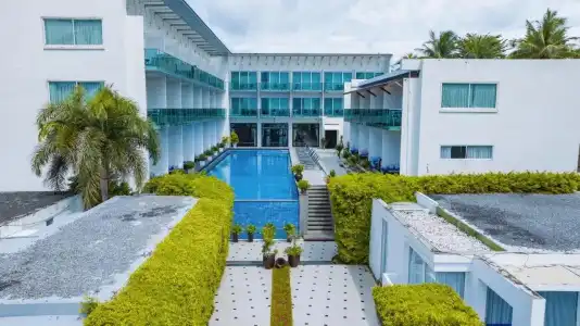 KC Beach Club & Pool Villas - 31