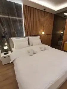Privilege Suites by Central Park - 53