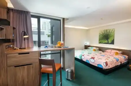 RakYim Siam Sukhumvit 15 - 84