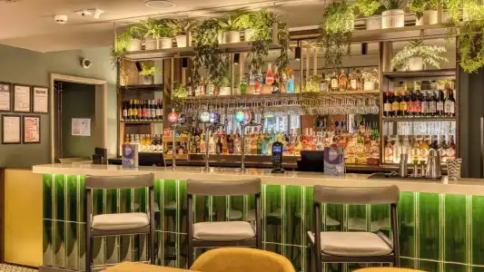 Premier Inn London Tower Bridge - 16
