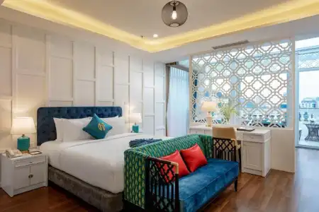 Minasi HanoiOi LakeSide - 31