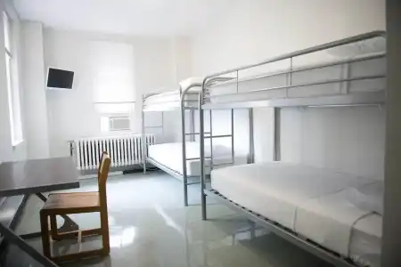 West Side YMCA Hostel - 42