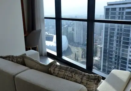Season Suite Apart - 49