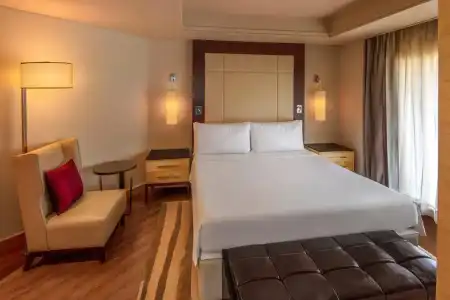 JW Marriott Mumbai Juhu - 48