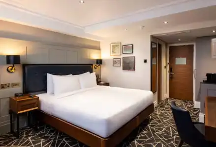 100 Queen's Gate London Kensington, Curio Collection by Hilton - 46