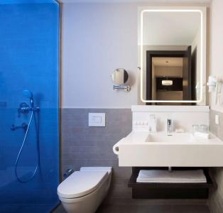 Park Inn by Radisson Atasehir - 41