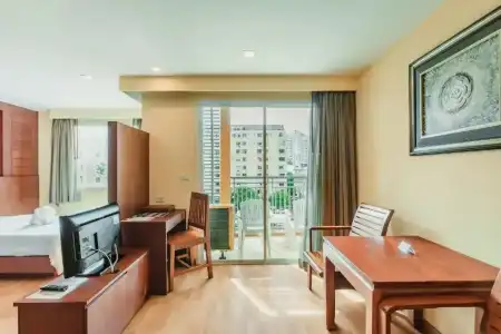 Elite Suites Patong - 19
