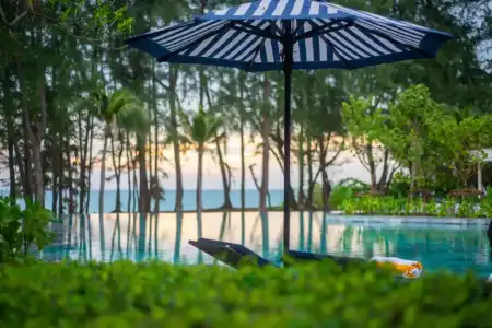 Le Méridien Phuket Mai Khao Beach Resort - 23