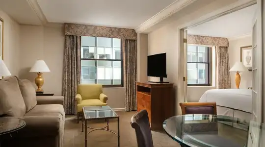 The Manhattan Club - 79