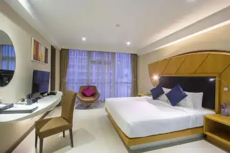Icon Bangkok Sukhumvit 2 - 56