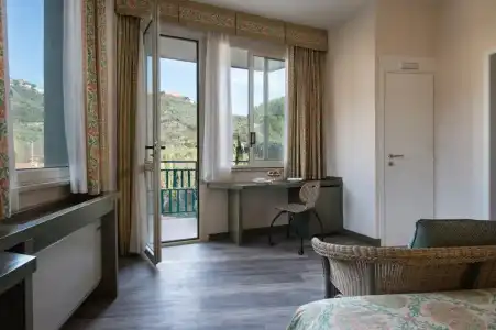 Grand Panoramic - 52