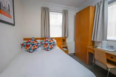 Queensway Sure Collection By Best Western - 35