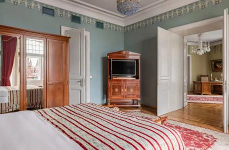 National, a Luxury Collection, - 129