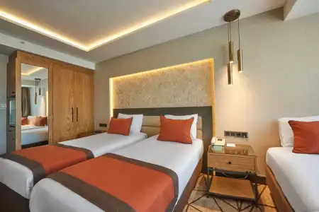 Grand Gulsoy - 30