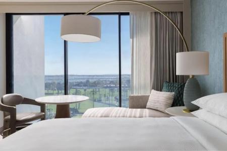 VEA Newport Beach, a Marriott Resort & Spa - 8