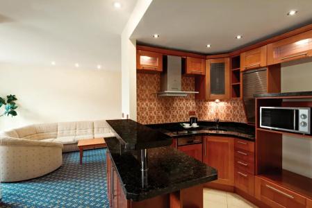 Ramada by Wyndham Prague City Centre - 48